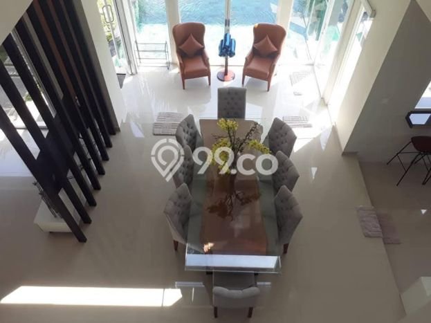 Dijual Vila Kawasan , Area 347m2m², Lokasi Premium Dijual Vila Kawasan , Area 347m2m², Lokasi Premium