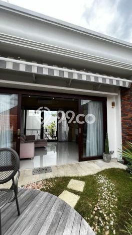 Vila di , Area 147m2m², Akses ke Pusat Kota Vila di , Area 147m2m², Akses ke Pusat Kota