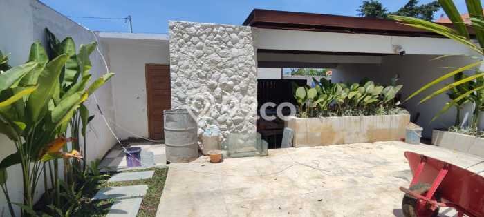 Vila Strategis Kawasan , Area 330m2m², Area Nyaman Vila Strategis Kawasan , Area 330m2m², Area Nyaman