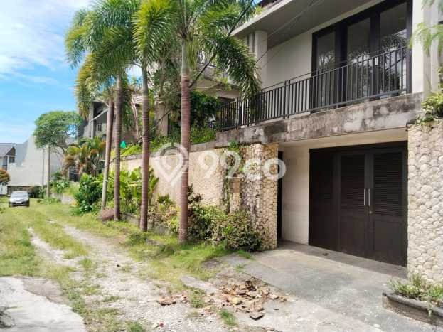 For Sale Vila di , Dimensi 237m2m², Posisi Strategis For Sale Vila di , Dimensi 237m2m², Posisi Strategis