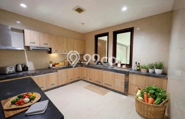 Dijual Rumah Premium dengan Fasilitas Sekitar Lengkap di Denpasar Utara, Denpasar Dijual Rumah Premium dengan Fasilitas Sekitar Lengkap di Denpasar Utara, Denpasar