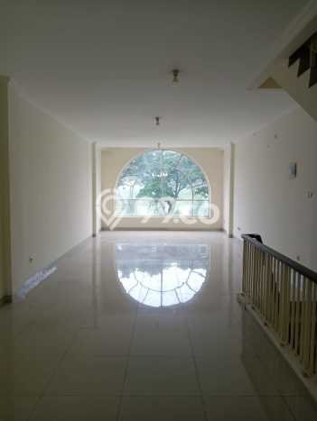 Area Strategis! Disewakan Ruko Lokasi Cipondoh, Tangerang Cocok untuk Bisnis Area Strategis! Disewakan Ruko Lokasi Cipondoh, Tangerang Cocok untuk Bisnis