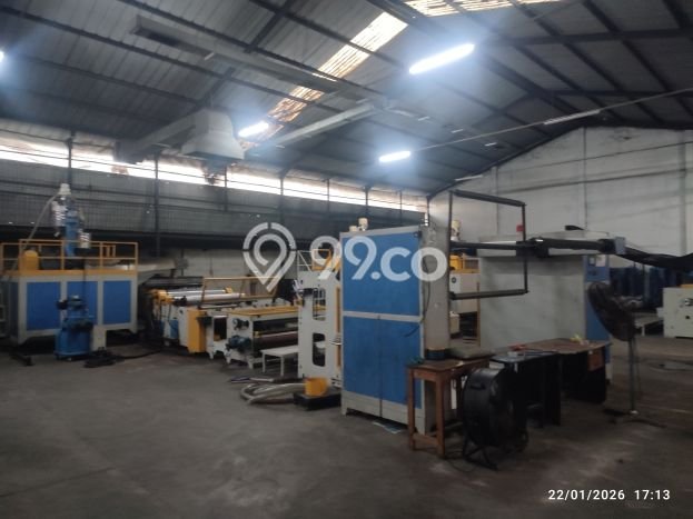 Unit Gudang Paling Strategis di Cipondoh Tangerang dengan LB 800m2 Unit Gudang Paling Strategis di Cipondoh Tangerang dengan LB 800m2