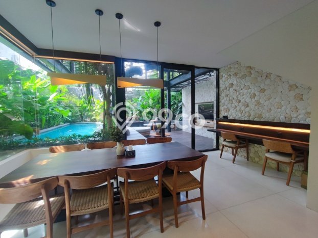 LOKASI TERBAIK! Vila di , Area 343m2m², Kawasan Tenang dan nyaman LOKASI TERBAIK! Vila di , Area 343m2m², Kawasan Tenang dan nyaman