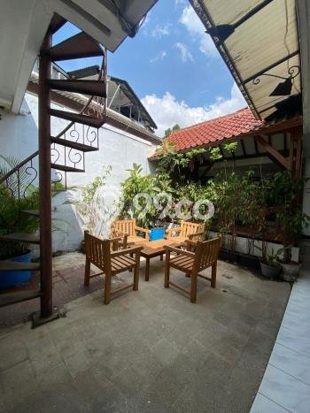 Rumah Elit LB 300m2 Siap Pakai Desain Elegan di Riau, Bandung Rumah Elit LB 300m2 Siap Pakai Desain Elegan di Riau, Bandung