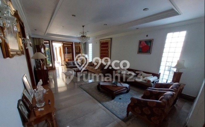 Jual Rumah Mewah Elegan Dengan View Eksklusif di Dago, Bandung Jual Rumah Mewah Elegan Dengan View Eksklusif di Dago, Bandung