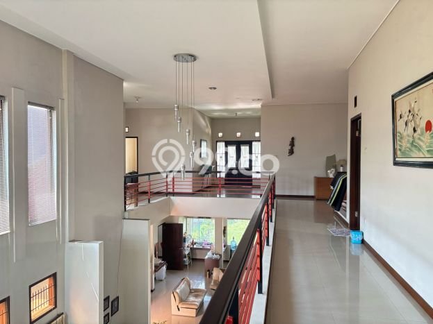 Jual Rumah Luas Elegan Dengan View Eksklusif di Sayap Dago, Bandung Jual Rumah Luas Elegan Dengan View Eksklusif di Sayap Dago, Bandung