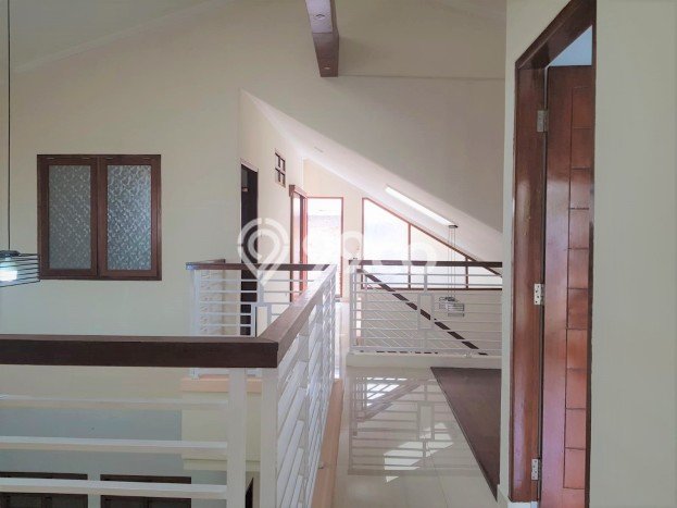 Hunian Elit LB 180m2 Siap Pakai Desain Elegan di Riau, Bandung Hunian Elit LB 180m2 Siap Pakai Desain Elegan di Riau, Bandung