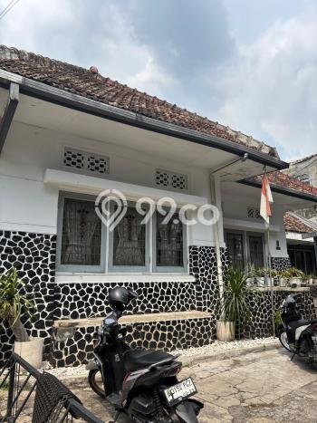 Hunian Elit LB 500m2 Siap Huni Desain Elegan di Sayap Dago, Bandung Hunian Elit LB 500m2 Siap Huni Desain Elegan di Sayap Dago, Bandung