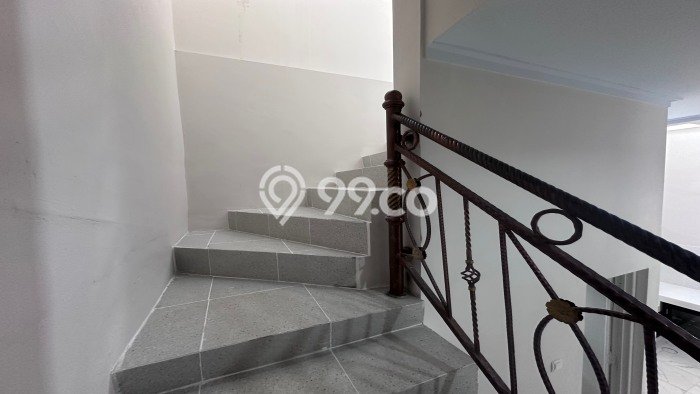 Rumah di Serpong Regency Melati Mas, 2 KM, Akses Mudah Fasilitas Umum, Luas 90m² Bangunan 80m² Rumah di Serpong Regency Melati Mas, 2 KM, Akses Mudah Fasilitas Umum, Luas 90m² Bangunan 80m²