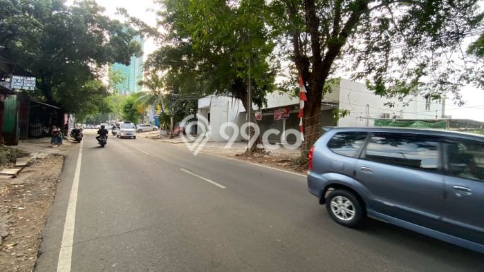 Ruko Kawasan Puri Indah, Luas 180m², Jalan Utama, Lokasi Ramai Ruko Kawasan Puri Indah, Luas 180m², Jalan Utama, Lokasi Ramai