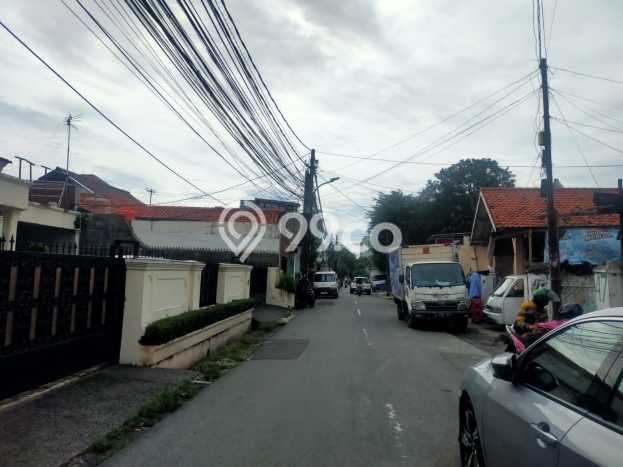 Rumah Idaman Modern! Rumah 2 Lantai di Mampang Prapatan, Jakarta Selatan, LT 533m² LB 333m² Rumah Idaman Modern! Rumah 2 Lantai di Mampang Prapatan, Jakarta Selatan, LT 533m² LB 333m²