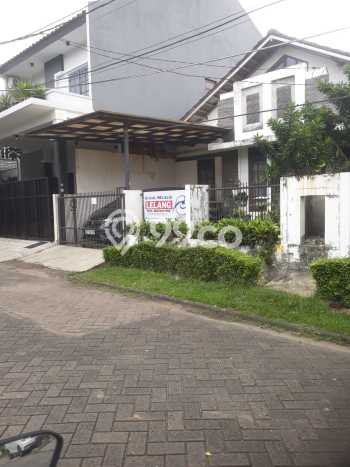 Rumah Asri 3 KT di Bintaro, Tangerang Selatan - LT 120m² Rumah Asri 3 KT di Bintaro, Tangerang Selatan - LT 120m²