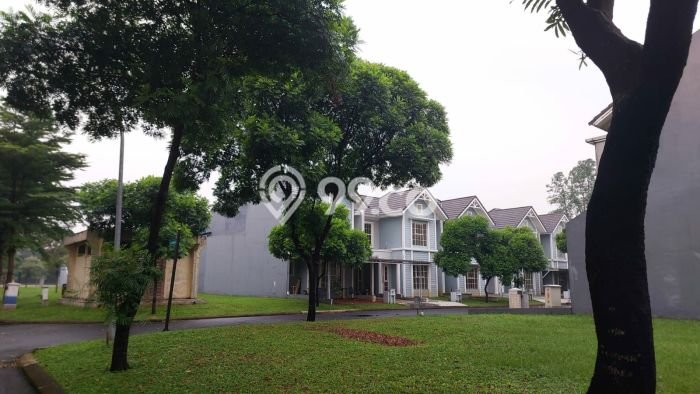Rumah Luas Asri 3 KT Siap Pakai di Suvarna Sutera Tangerang Rumah Luas Asri 3 KT Siap Pakai di Suvarna Sutera Tangerang
