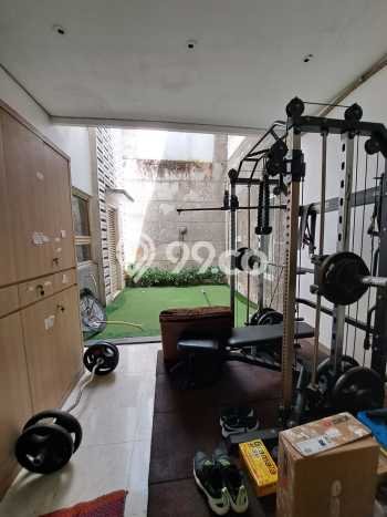 Hunian Elit LB 340m2 Siap Pakai Desain Elegan di BSD Nusaloka, Tangerang Hunian Elit LB 340m2 Siap Pakai Desain Elegan di BSD Nusaloka, Tangerang
