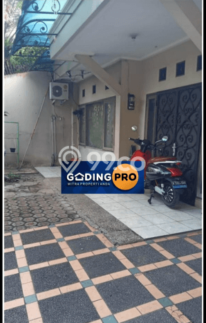 Rumah Elit LB 250m2 Siap Huni Desain Elegan di Meruya, Jakarta Barat Rumah Elit LB 250m2 Siap Huni Desain Elegan di Meruya, Jakarta Barat