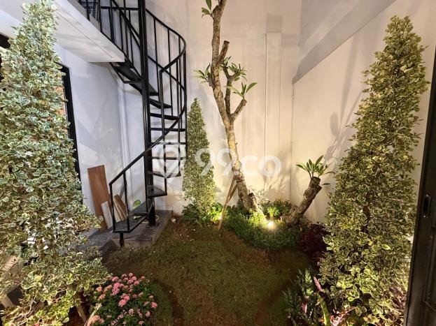 Best Deal Hunian Mewah Ideal dan Luas di BSD, Tangerang Selatan Best Deal Hunian Mewah Ideal dan Luas di BSD, Tangerang Selatan