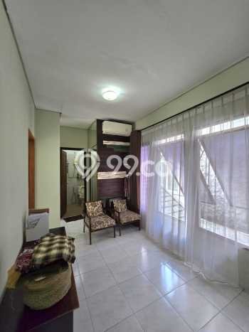 Rumah Modern 3 KT di Bintaro Tangerang Selatan Full Furnished Rumah Modern 3 KT di Bintaro Tangerang Selatan Full Furnished