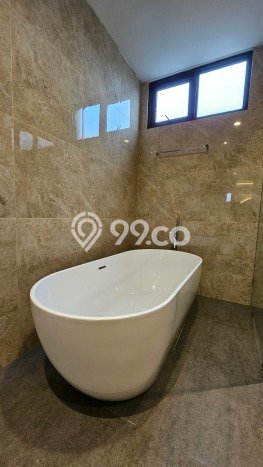 Siap Huni Rumah Mewah 4 Kamar di BSD Dekat ke Mana Saja Siap Huni Rumah Mewah 4 Kamar di BSD Dekat ke Mana Saja