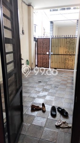 For Sale Hunian Rumah Terawat 3 Kamar di Poris, Tangerang For Sale Hunian Rumah Terawat 3 Kamar di Poris, Tangerang