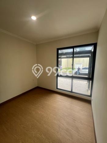 Rumah Luxury Modern Tanpa Renovasi di Gading Serpong Tangerang Rumah Luxury Modern Tanpa Renovasi di Gading Serpong Tangerang