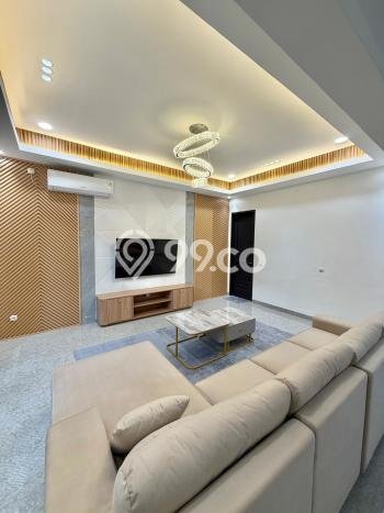 Rumah Mewah LB 280m2 Siap Pakai Desain Elegan di BSD Puspita Loka, Tangerang Rumah Mewah LB 280m2 Siap Pakai Desain Elegan di BSD Puspita Loka, Tangerang
