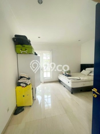 Dijual Rumah Luas Megah Dengan View Eksklusif di Gading Serpong, Tangerang Dijual Rumah Luas Megah Dengan View Eksklusif di Gading Serpong, Tangerang