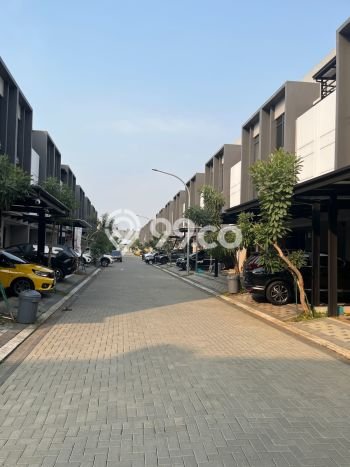 Ruko Kawasan BSD, Luas 95m², Lokasi Komersial, Disewakan Ruko Kawasan BSD, Luas 95m², Lokasi Komersial, Disewakan