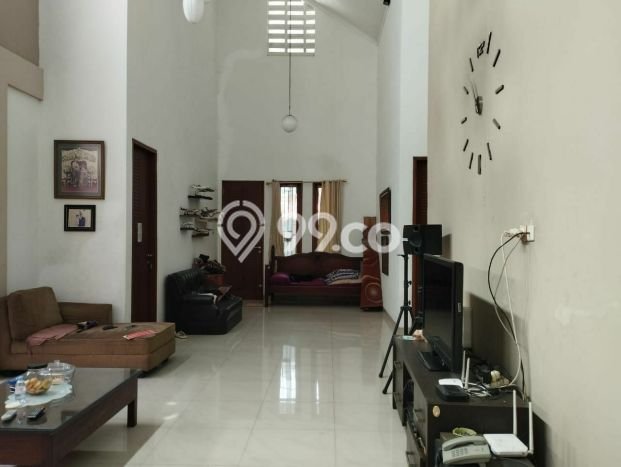 Rumah Luxury Modern Tanpa Renovasi di Jatiwaringin Bekasi Rumah Luxury Modern Tanpa Renovasi di Jatiwaringin Bekasi