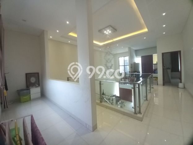 Rumah Elit Modern Siap Huni di Cikunir Bekasi Rumah Elit Modern Siap Huni di Cikunir Bekasi