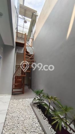 Rumah Elit Modern Siap Huni di Buaran Jakarta Timur Rumah Elit Modern Siap Huni di Buaran Jakarta Timur