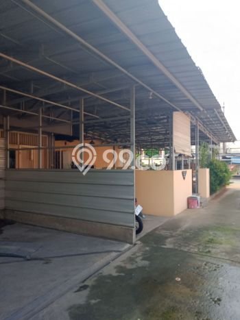 Unit Komersial Dijual di Jatisampurna Bekasi Luas Bangunan 200m2 Unit Komersial Dijual di Jatisampurna Bekasi Luas Bangunan 200m2