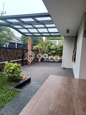 Ready to Use! Luxury House LT 294m2 Desain Elegan di Sentul Ready to Use! Luxury House LT 294m2 Desain Elegan di Sentul