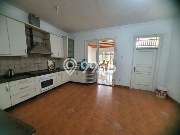 Rumah Luxury Modern Siap Huni di Condet Jakarta Timur Rumah Luxury Modern Siap Huni di Condet Jakarta Timur