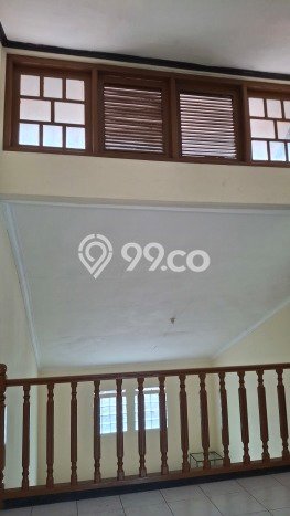 Rumah Elit LB 262m2 Siap Huni Desain Elegan di Pondok Kelapa, Jakarta Timur Rumah Elit LB 262m2 Siap Huni Desain Elegan di Pondok Kelapa, Jakarta Timur