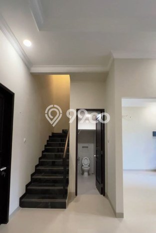 Rumah Elit Modern Siap Huni di Pondok Bambu Jakarta Timur Rumah Elit Modern Siap Huni di Pondok Bambu Jakarta Timur