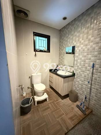 Ready to Use! Premium House LT 397m2 Desain Modern di Condet Ready to Use! Premium House LT 397m2 Desain Modern di Condet