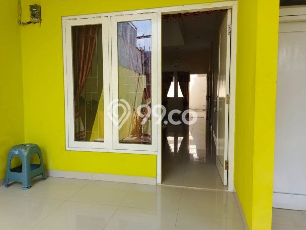 Rumah Strategis Modern Lb 180m2 di Ciracas, Jakarta Timur Rumah Strategis Modern Lb 180m2 di Ciracas, Jakarta Timur