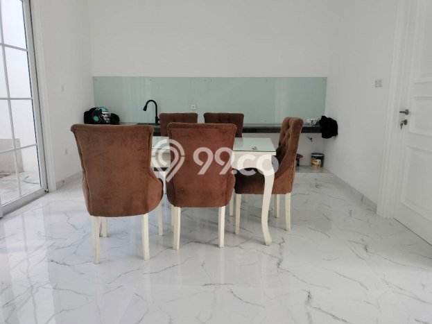 Dijual Hunian Rumah Nyaman 3 Kamar di Jatiwaringin, Jakarta Timur Dijual Hunian Rumah Nyaman 3 Kamar di Jatiwaringin, Jakarta Timur