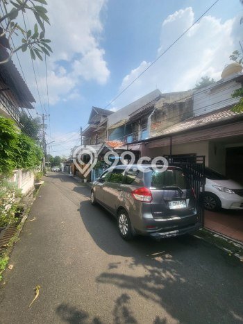 Dijual Rumah Premium dengan Fasilitas Sekitar Lengkap di Kebayoran Lama, Jakarta Selatan Dijual Rumah Premium dengan Fasilitas Sekitar Lengkap di Kebayoran Lama, Jakarta Selatan