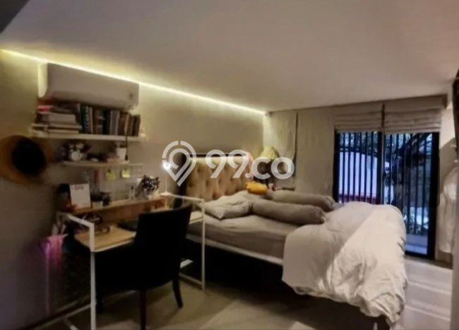 Dijual Rumah Luas Elegan Dengan View Eksklusif di Senopati, Jakarta Selatan Dijual Rumah Luas Elegan Dengan View Eksklusif di Senopati, Jakarta Selatan