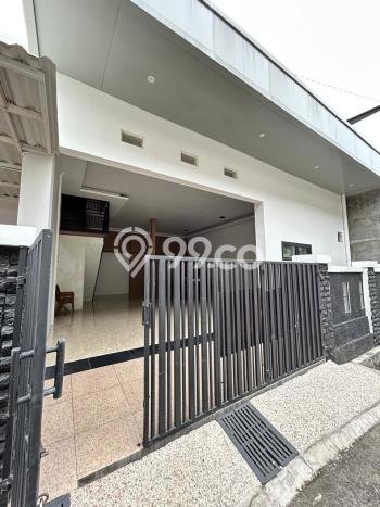 Siap Huni Rumah Mewah 4 Kamar di Duren Sawit Dekat ke Mana Saja Siap Huni Rumah Mewah 4 Kamar di Duren Sawit Dekat ke Mana Saja