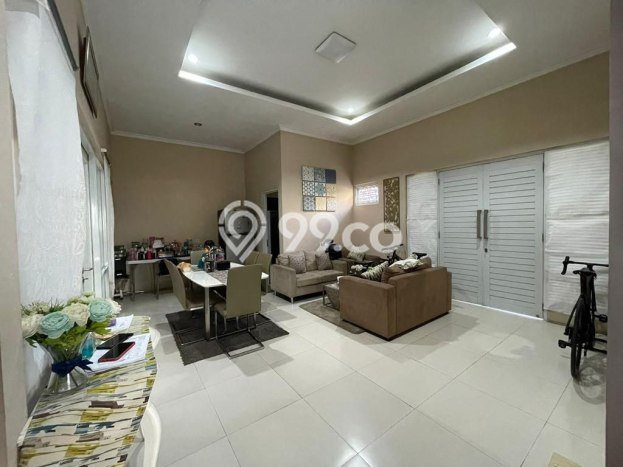Rumah Elit LB 200m2 Siap Huni Desain Elegan di Pondok Gede, Bekasi Rumah Elit LB 200m2 Siap Huni Desain Elegan di Pondok Gede, Bekasi