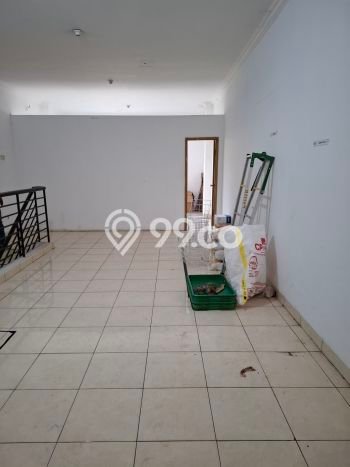 Ruko Lokasi Strategis di Legenda Wisata, Luas 96m², Mainroad Ruko Lokasi Strategis di Legenda Wisata, Luas 96m², Mainroad