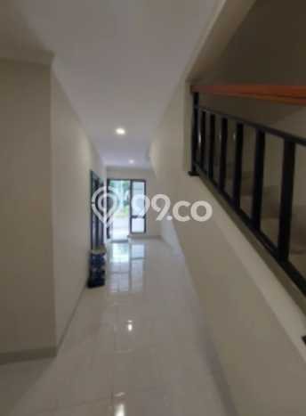 Rumah Kost Dijual di Gading Serpong Tangerang Luas 142m2 Rumah Kost Dijual di Gading Serpong Tangerang Luas 142m2