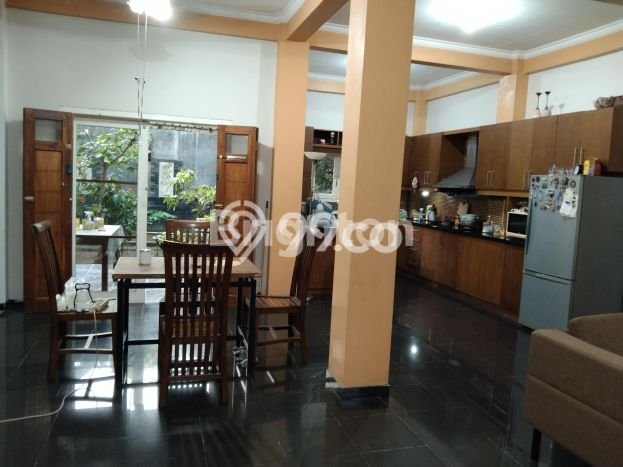 For Sale Rumah 5 Kamar Lokasi Strategis Bagus dan Strategis di Mantrijeron For Sale Rumah 5 Kamar Lokasi Strategis Bagus dan Strategis di Mantrijeron