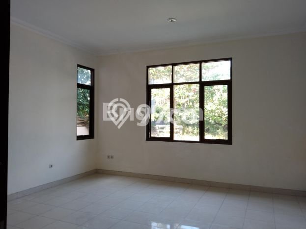 Jual Rumah Luas Megah Dengan View Cantik di Jombor, Sleman Jual Rumah Luas Megah Dengan View Cantik di Jombor, Sleman