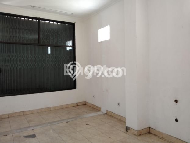 Ruko disewakan lokasi strategis Umbulharjo Yogyakarta 166m2 Ruko disewakan lokasi strategis Umbulharjo Yogyakarta 166m2