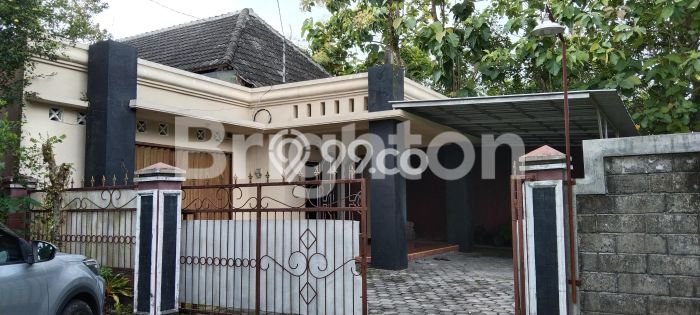 Dijual Rumah 3 Kamar Lokasi Ideal Bagus dan Strategis di Depok Dijual Rumah 3 Kamar Lokasi Ideal Bagus dan Strategis di Depok