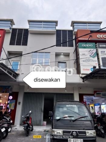 AREA PROSPEKTIF! Ruko di Godean, Luas 150m², Sentra Bisnis AREA PROSPEKTIF! Ruko di Godean, Luas 150m², Sentra Bisnis